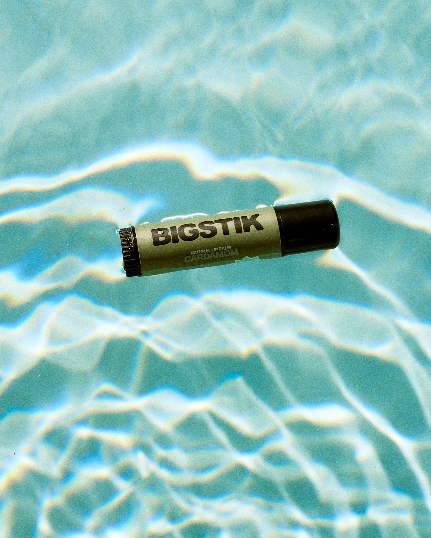 OVERSIZED LIP BALM